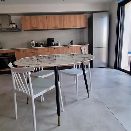 Apartment 1 Et Parking Prive *