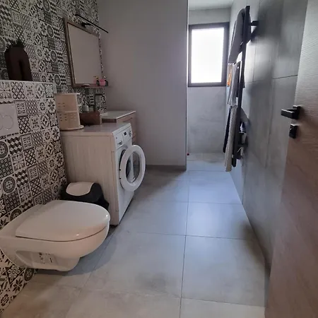 1 Et Parking Prive 아파트 *